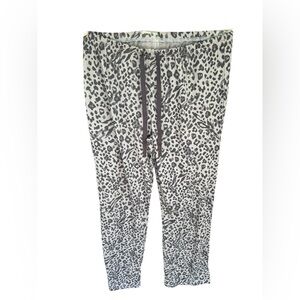 NWOT Gillian & O’Malley Leopard Print Lounge Pants